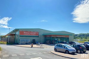 Mole Avon Country Stores